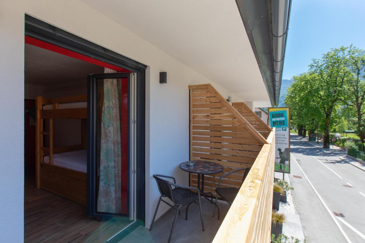 Hostel Soca Rocks ボヴェツ エクステリア 写真