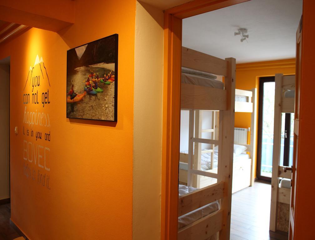 Hostel Soca Rocks ボヴェツ エクステリア 写真